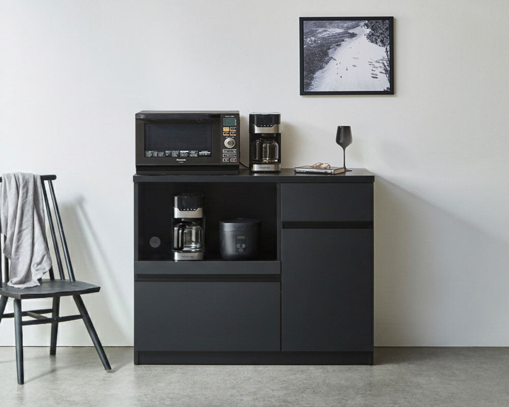 ナポリカウンタータイプのマットブラックカラー