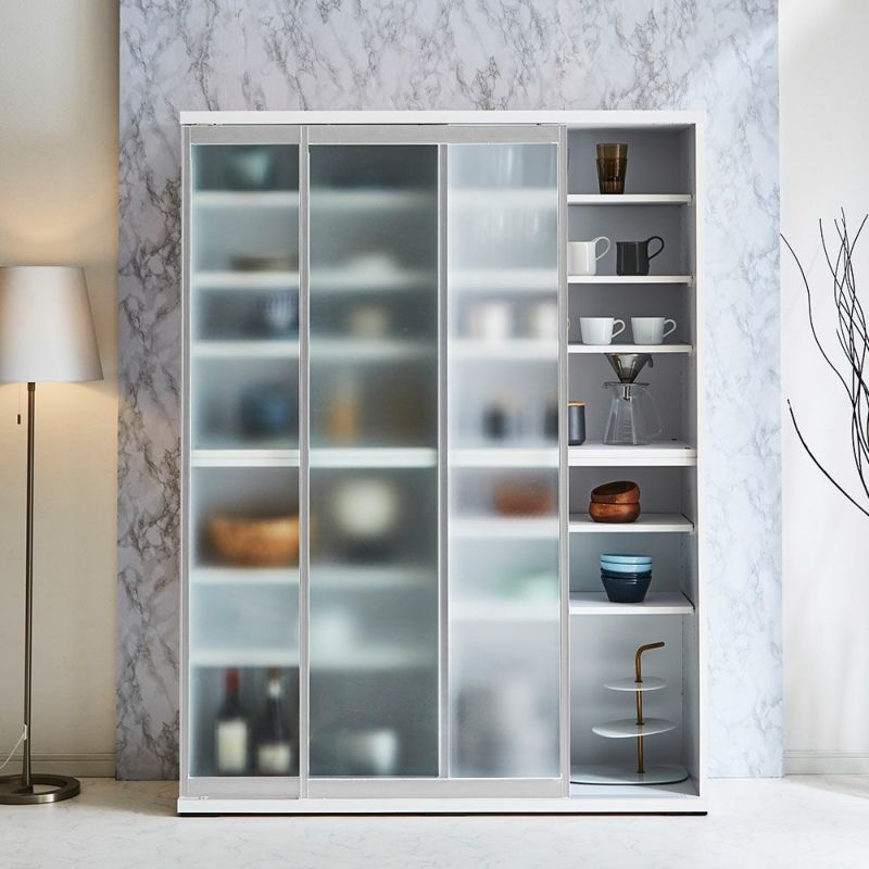 横スライド扉でキッチン導線もスムーズ 扉が選べる大容量食器棚 ポエム