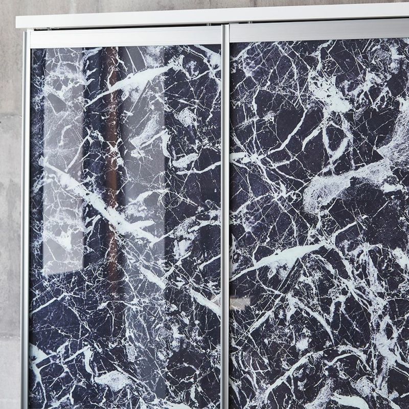 フルオープンレールで2Lペットボトルも縦置き可能