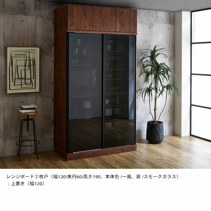 本体色8種を揃え、耐擦傷・拭き取り性に優れ衛生的