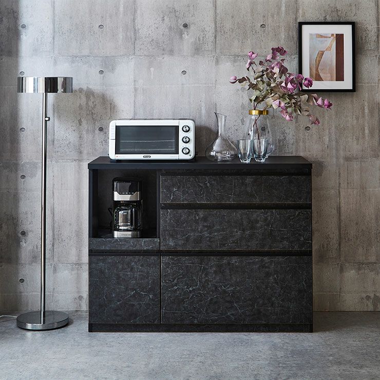 こだわりカラーで見た目上品なのに収納力抜群 ロータイプ食器棚