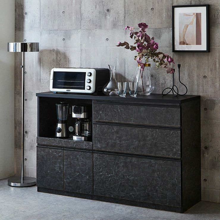 こだわりカラーで見た目上品なのに収納力抜群 ロータイプ食器棚