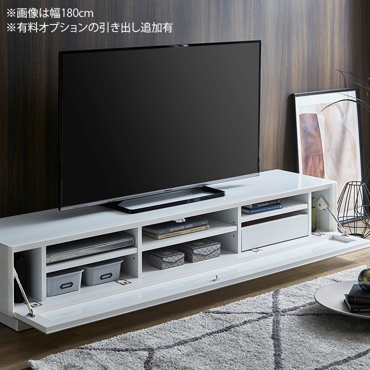 プッシュ式扉とソフトダウンステーで静かに開閉