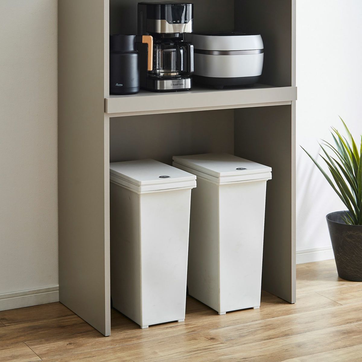 必要時だけ引き出せる便利なスライドテーブル