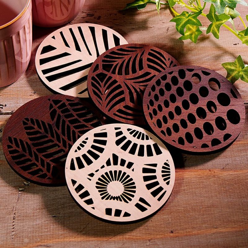 英国】 プレースマット 23cm / コースター 10cm 各8枚 英国】 プレース