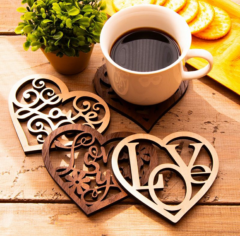 コースター 4枚セット 木製 4種から選べるデザイン ハート形