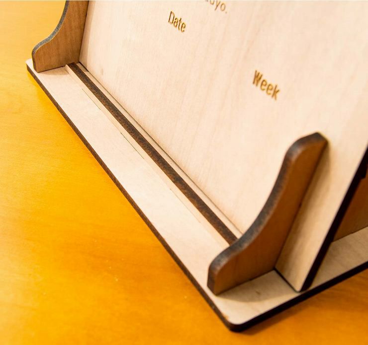 木製卓上カレンダー 万年カレンダー ギター カレンダー006 | セミ